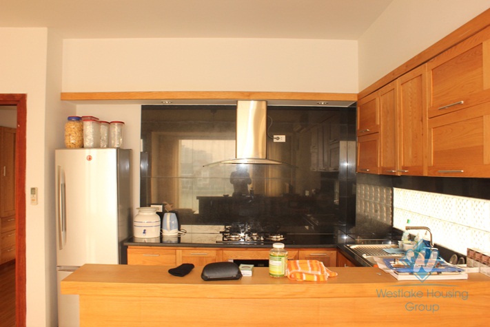 Luxury apartment for rent with 2 bedrooms in Au co st, Tay Ho, Ha Noi